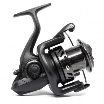 Котушка Daiwa BLACK WIDOW 25A (10133-225)