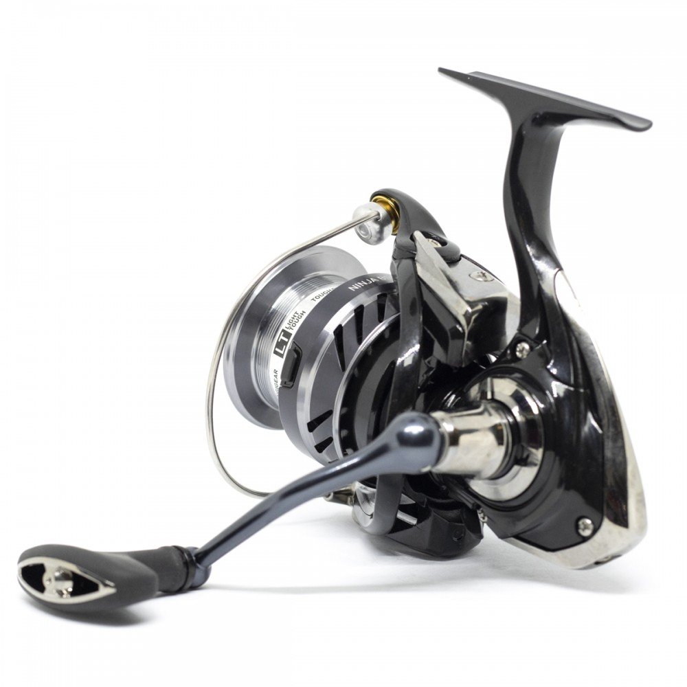 Daiwa Ninja BS LT 4000-C Black Edition